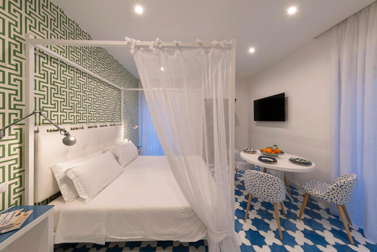 Luxury&Romantic Apartment With Balcony In Sorrento Bagian luar foto