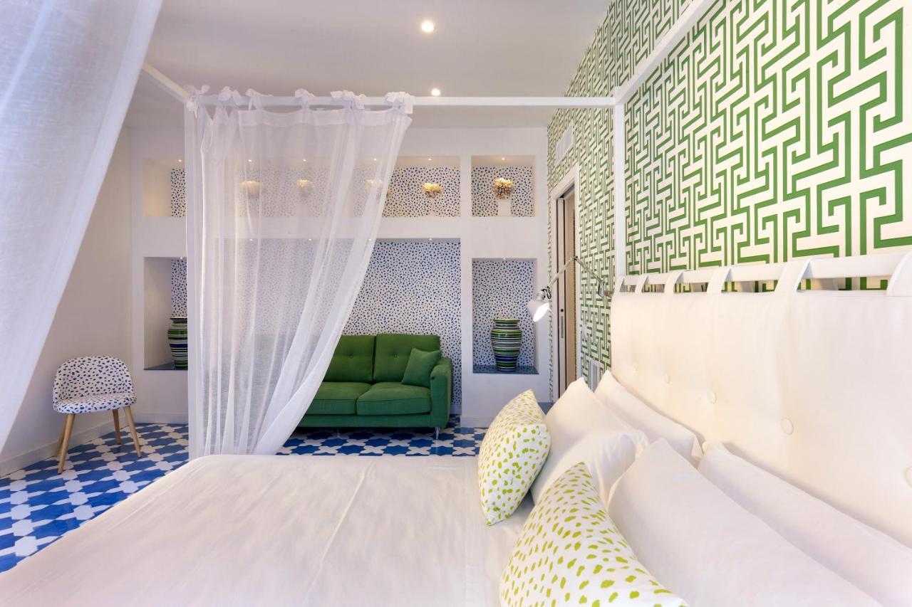 Luxury&Romantic Apartment With Balcony In Sorrento Bagian luar foto