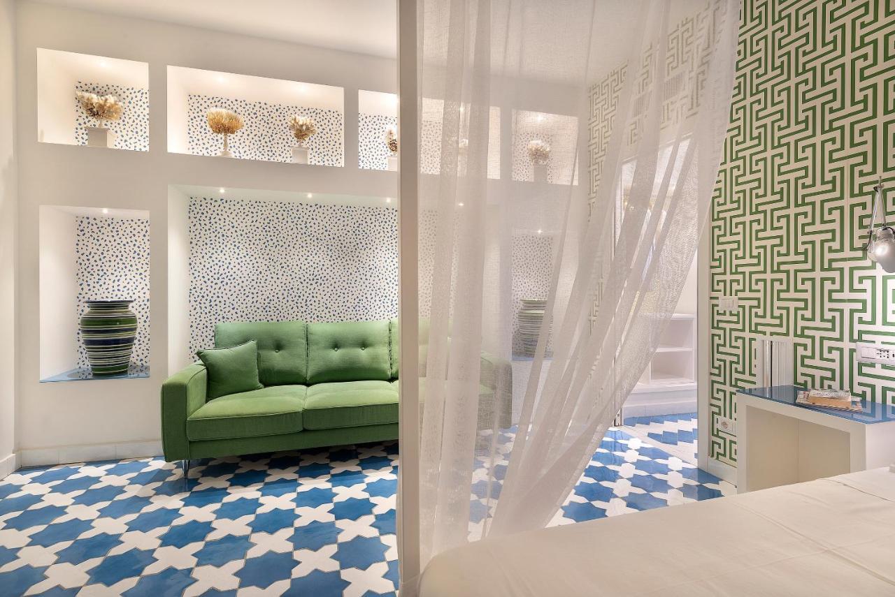 Luxury&Romantic Apartment With Balcony In Sorrento Bagian luar foto