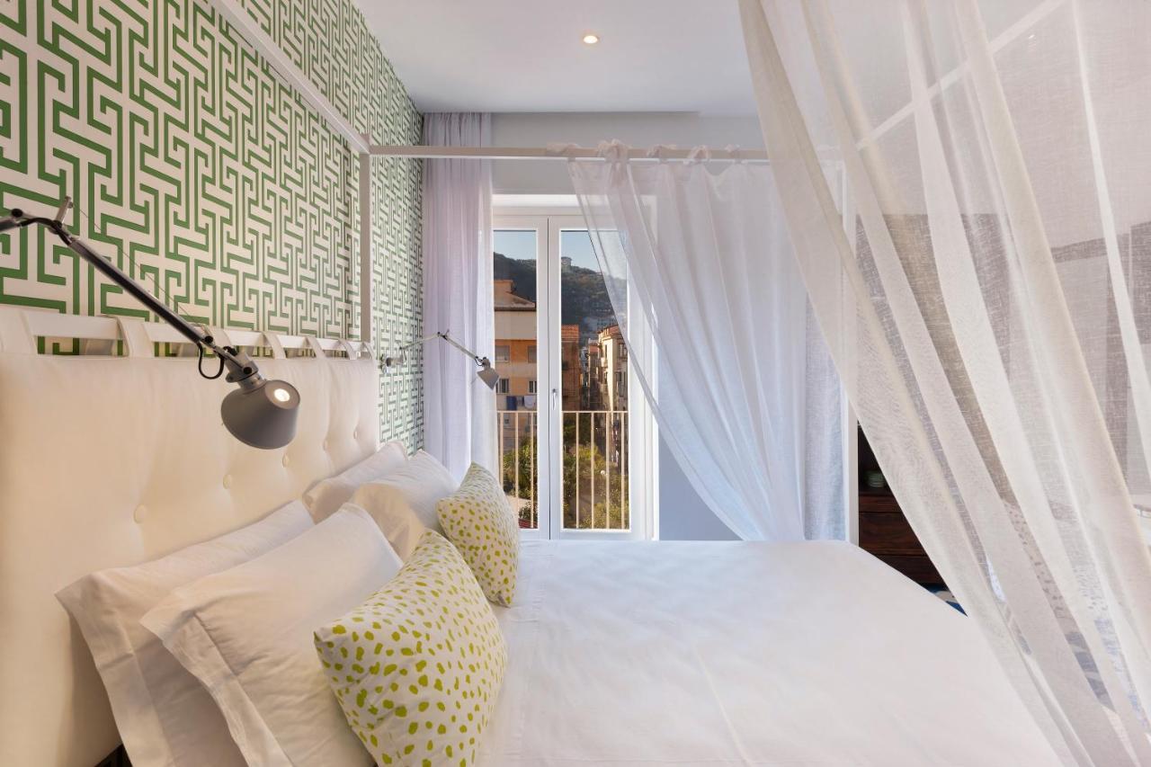 Luxury&Romantic Apartment With Balcony In Sorrento Bagian luar foto